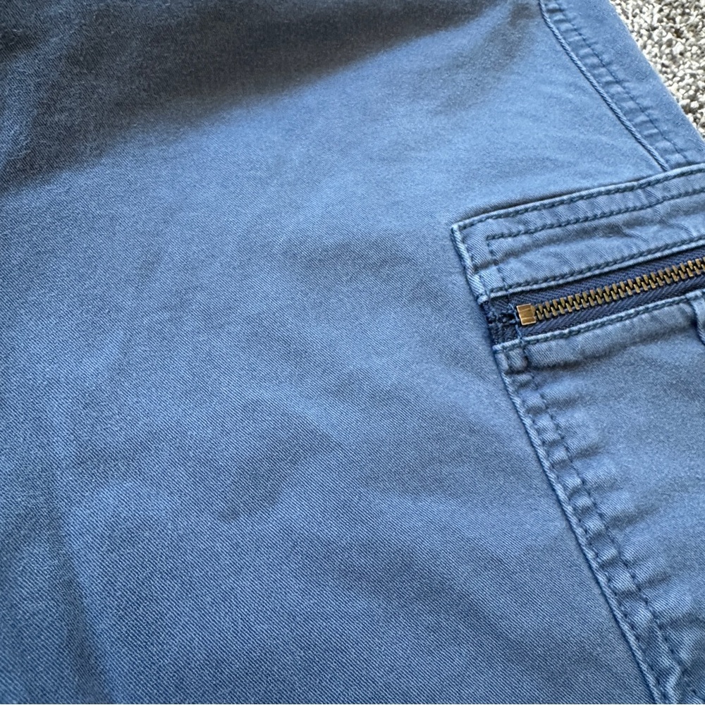 ATHLETA Blue Organic Cotton Blend Boulder Cargo Zipper Ankle Pants Size 6 - Picture 11 of 12
